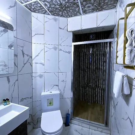 Orange Airport Hotel 3*